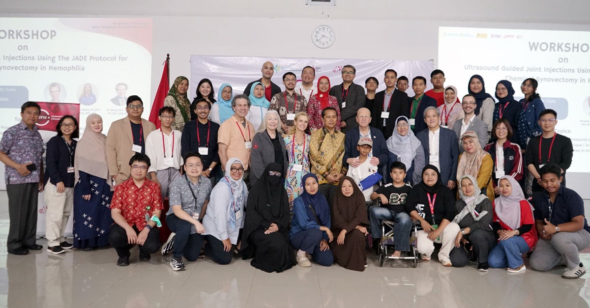 Ultrasound workshop in Indonesia teaches practical techniques for joint care